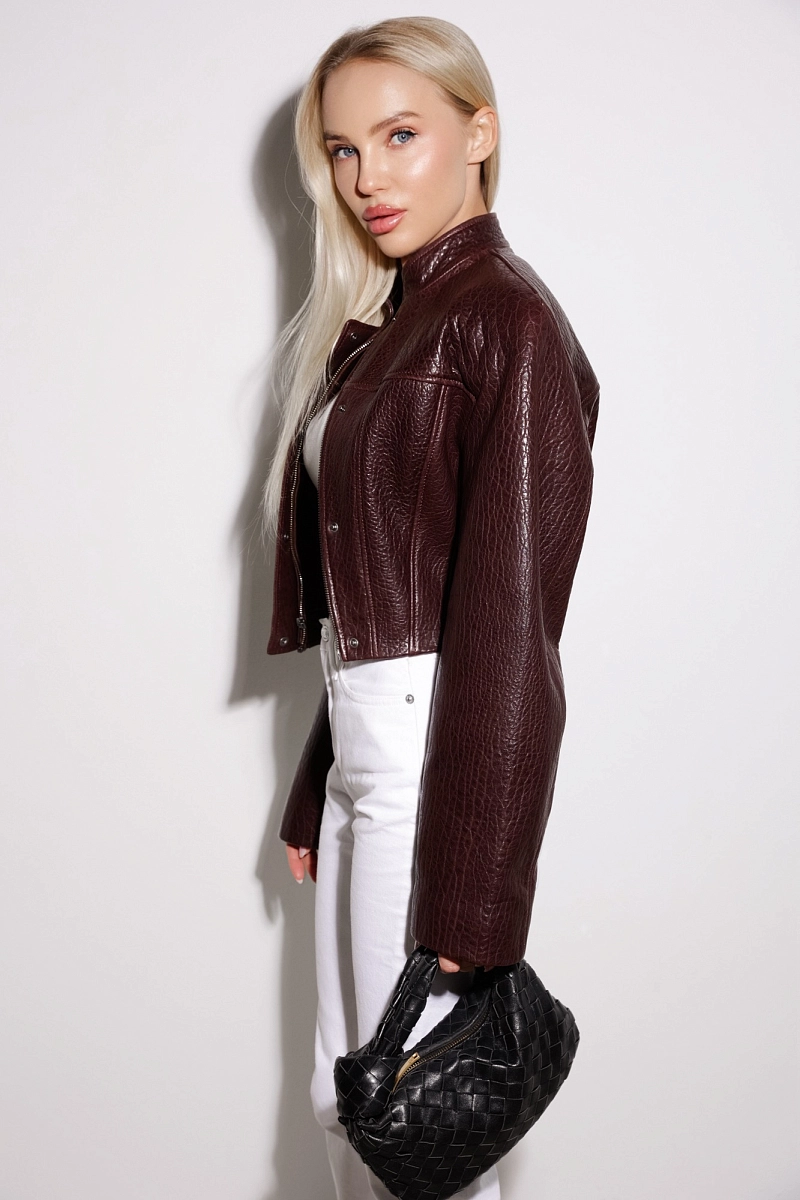Куртка укороченная из натуральной кожи