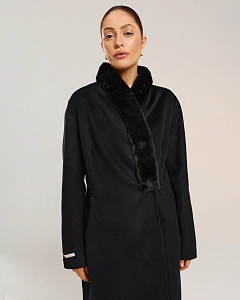 Пальто из кашемира с мехом норки 