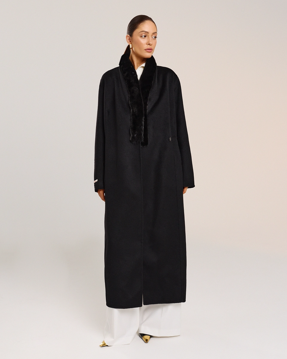 Пальто из кашемира с мехом норки 