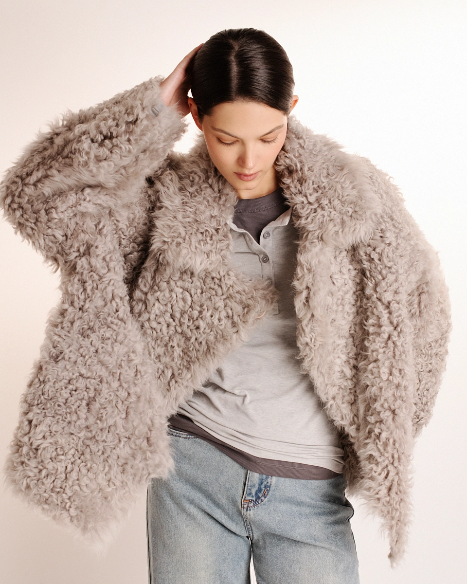 Двустороняя шуба дубленка  из овчины