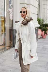 Кашемировая парка с мехом соболя 