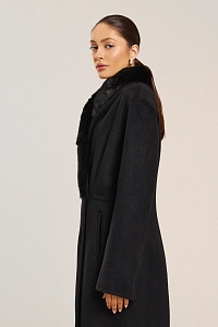 Пальто из кашемира с мехом норки 