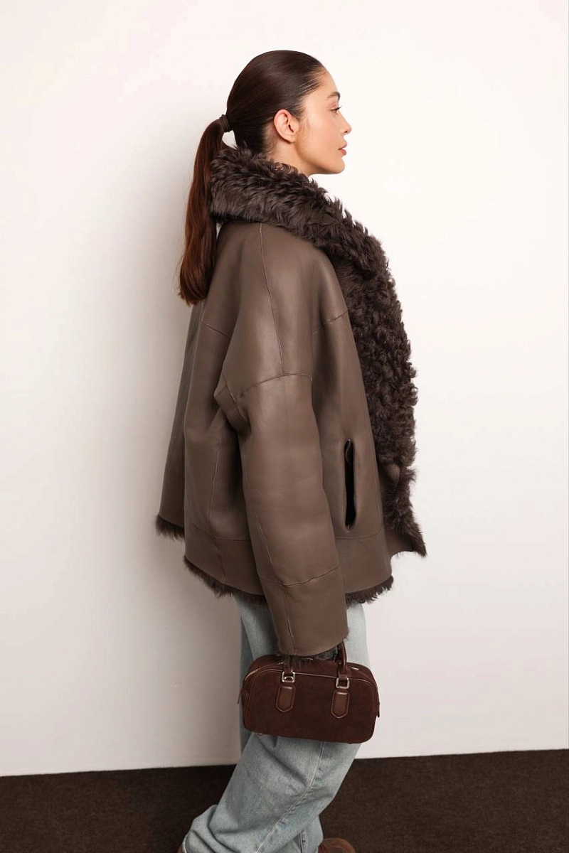 Двустороняя шуба дубленка из овчины  